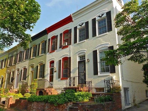 Quelles sont les étapes pour gérer une copropriété dans une maison ?